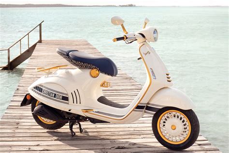 christian dior vespa